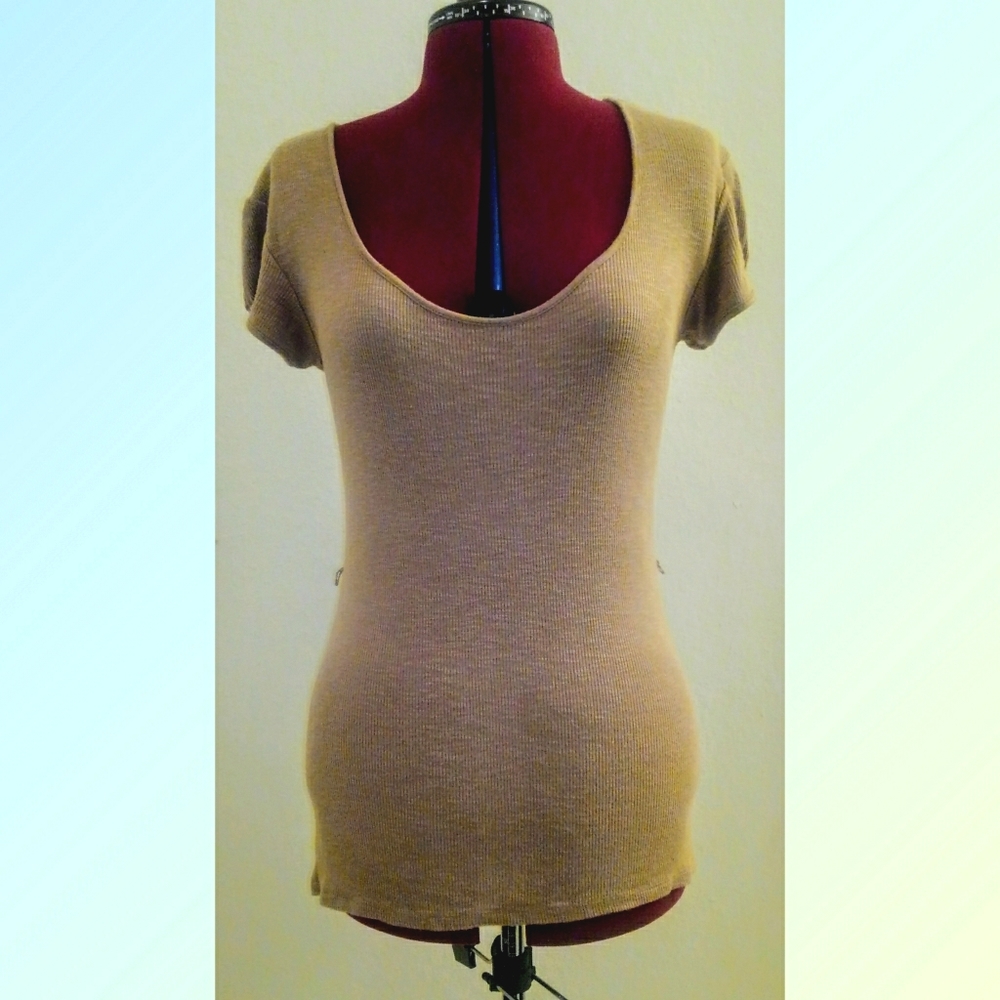Derek Heart cap sleeve knit top